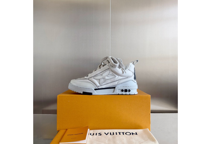 L1VV TRAINER