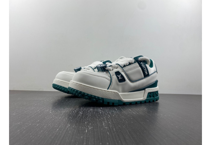 L1VV TRAINER