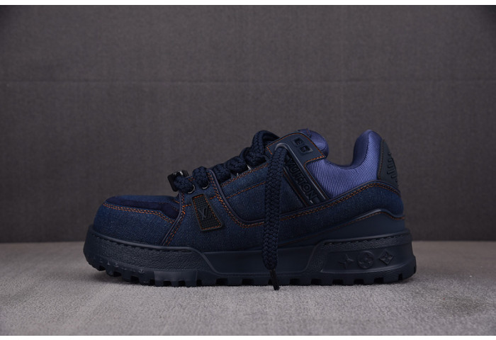L1VV TRAINER
