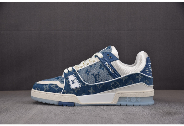 L1VV TRAINER