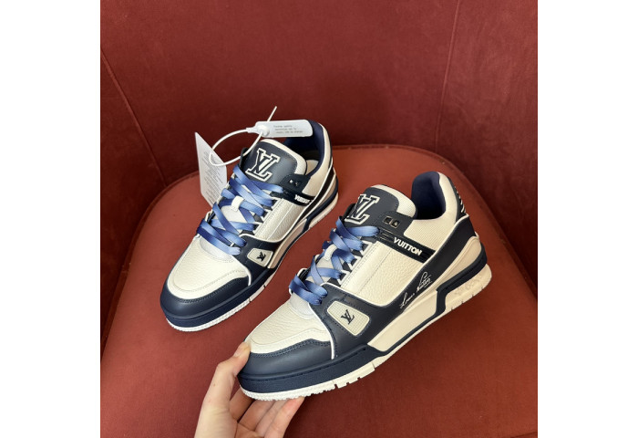 L1VV TRAINER