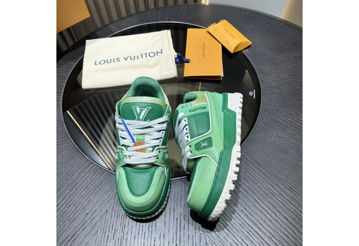 L1VV TRAINER