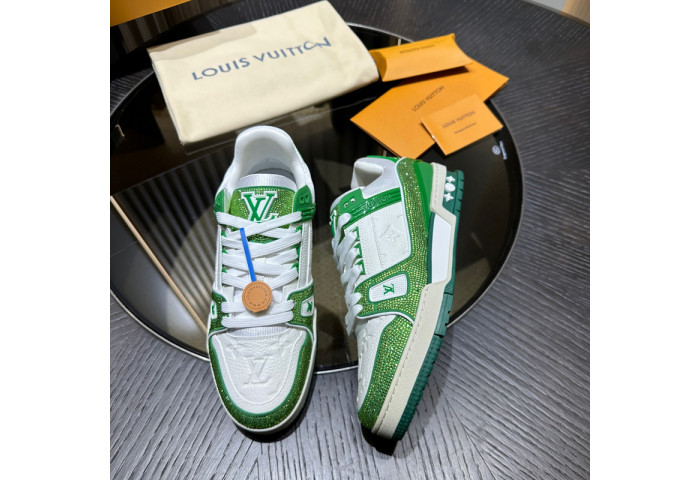 L1VV TRAINER