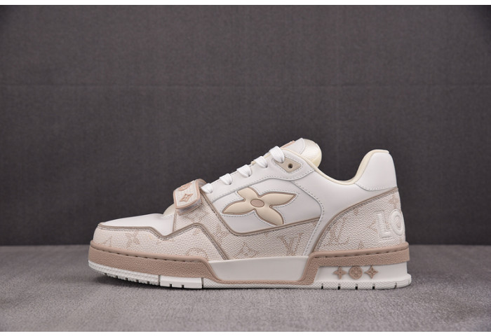 L1VV TRAINER