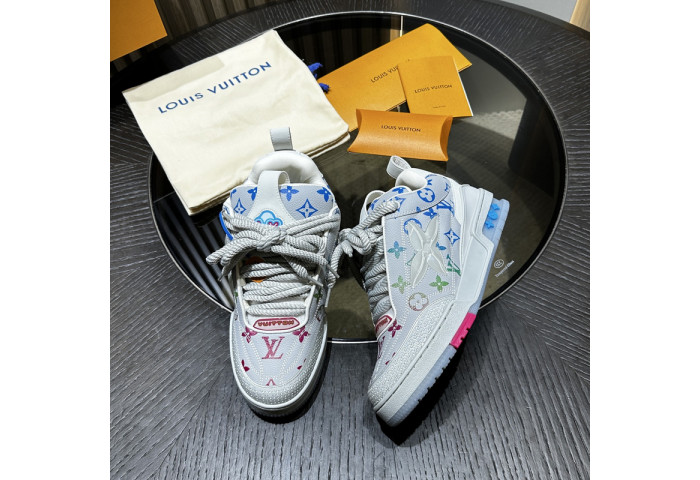 L1VV TRAINER