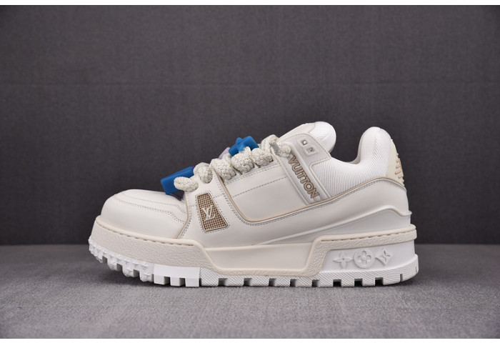 L1VV TRAINER
