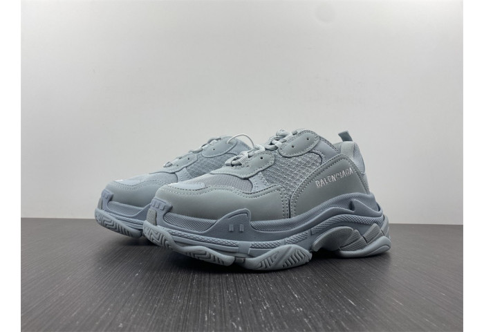 BALEN Triple S Pale Blue 524039 W2FW1 4700
