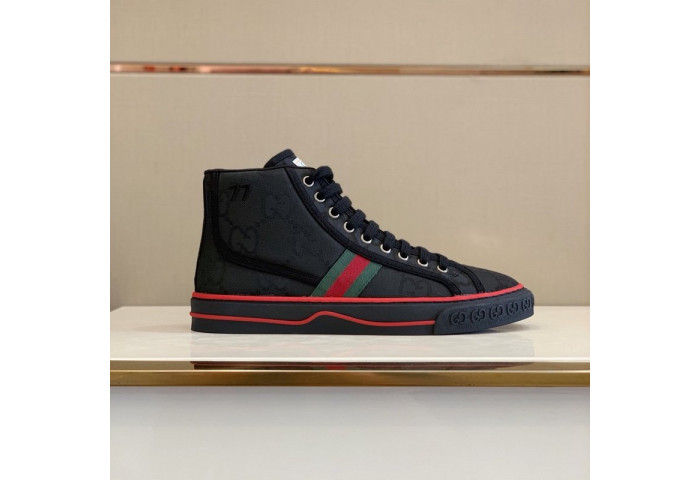 GU HIGH TOP SNEAKER