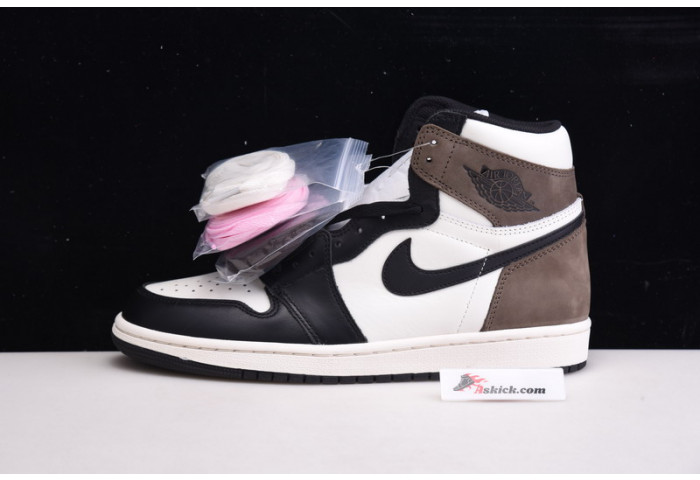 Air Jordan 1 Retro High Dark Mocha 555088-105