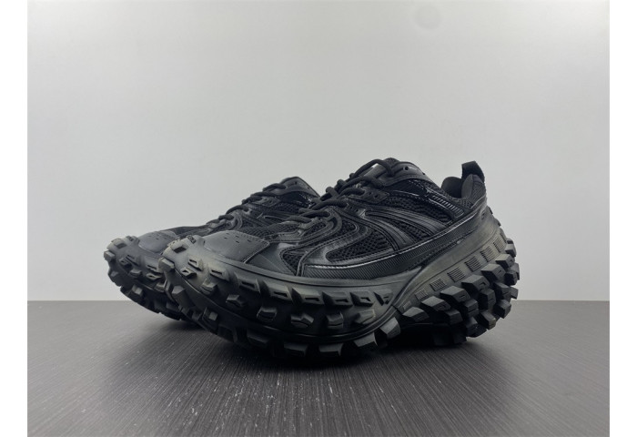 Balen Defender Black 685613 W2RA6 1000