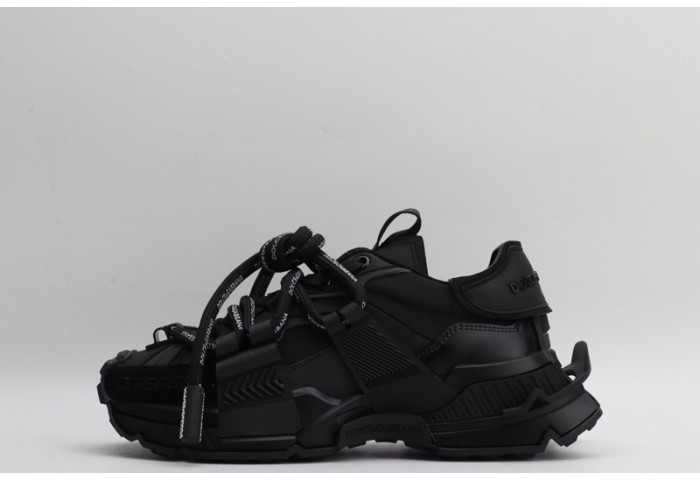 DG sneakers
