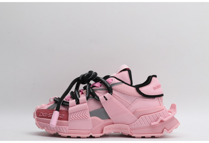 DG sneakers