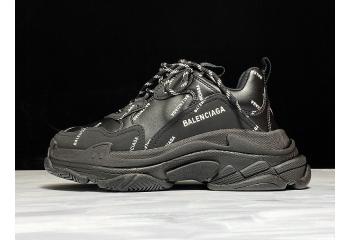 Balen TRIPLE S TRAINERS BLACK LETTERS  541624 W09O1 9013
