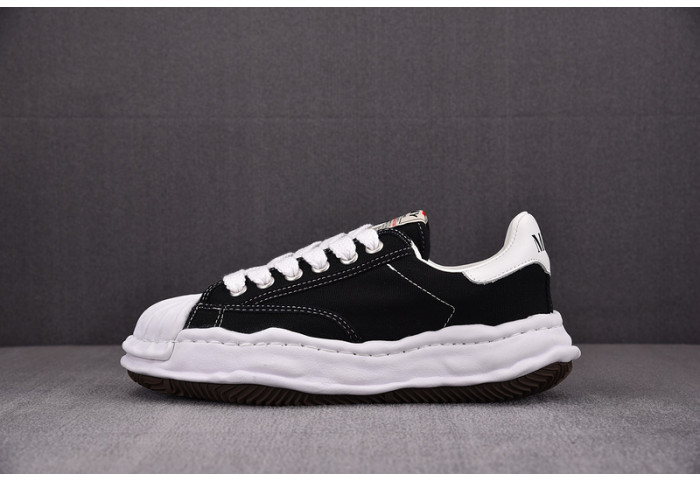 Ma*s*n mihara yasuhiro canvas sneakers