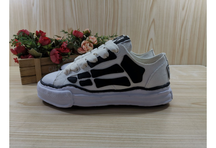 amiri x Ma*s*n mihara yasuhiro bone sneakers