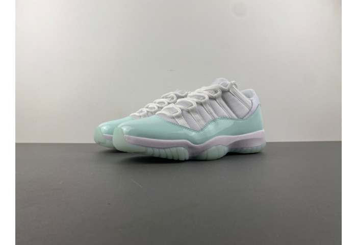 Air Jordan 11 Low “Igloo” (W) AH7860-103