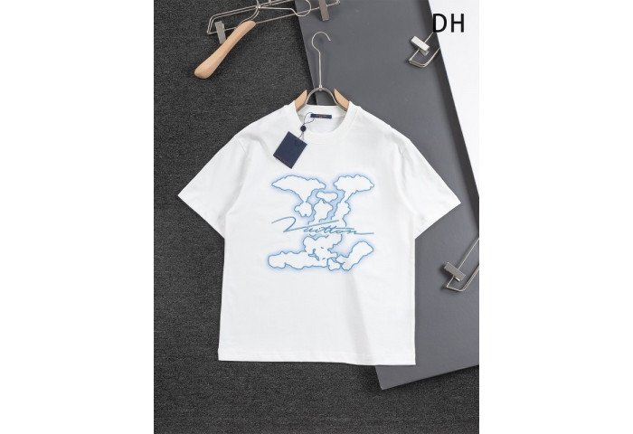 L1vv T-Shirt