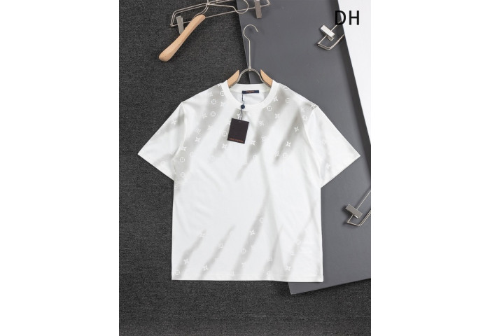 L1vv T-Shirt
