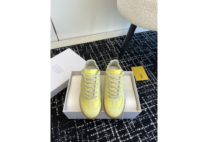 ma*s*n Ma*i*la shoes