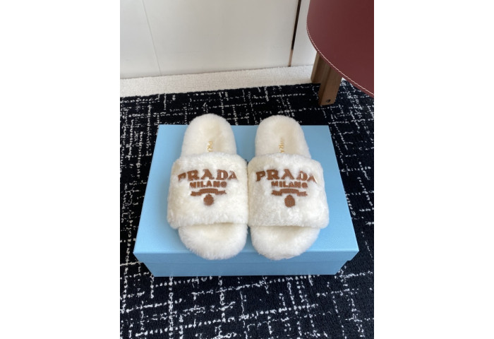 Prada Slides