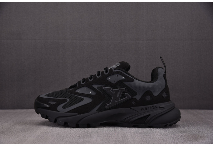 L1VV  Sneakers