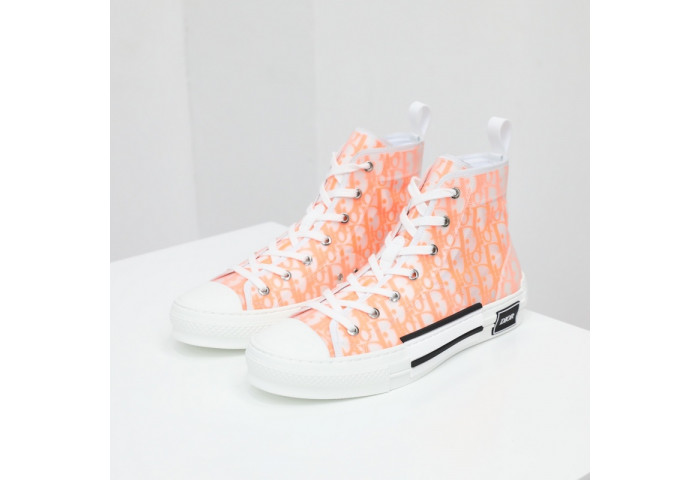 B23 Oblique Sneaker