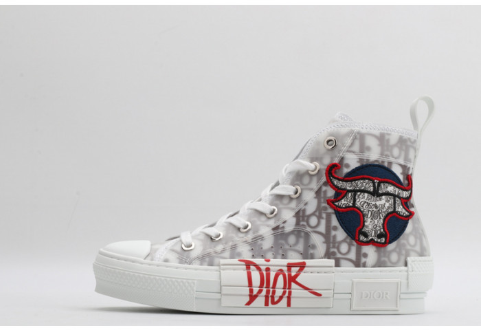 B23 Oblique Sneaker