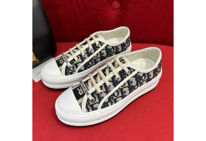 WALK''N'' PLATFORM SNEAKER