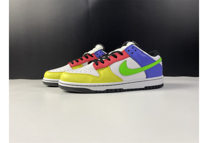 Nike Dunk Low Green Strike (W) DD1503-106