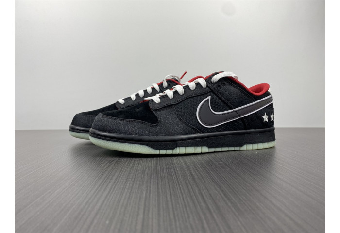 Nike Further Celebrates The Summoner’s Rift With This LPL x Dunk Low DO2327-011