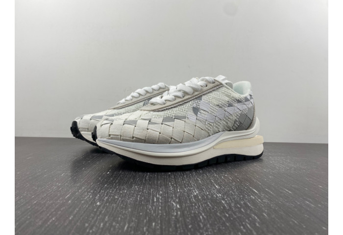 Nike sacai x Waffle Woven Green Gusto DR5209-300