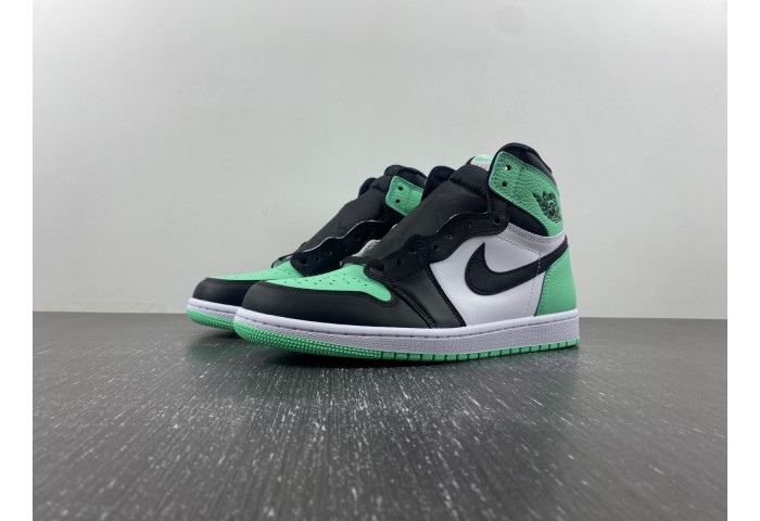 Air Jordan 1 "Green Glow" DZ5485-130