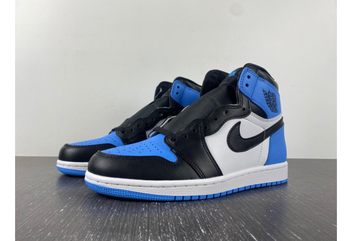 Air Jordan 1 High OG University Blue DZ5485-400