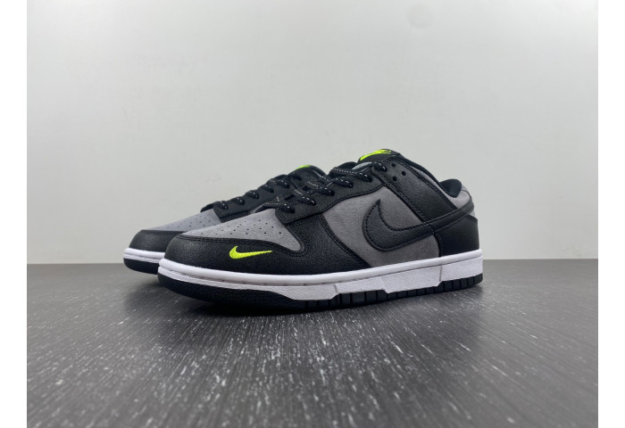 Nike Dunk Low ''Black Grey Green Strike'' FQ2205-001