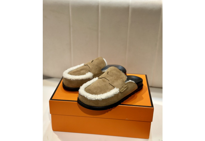Hermes Sandals