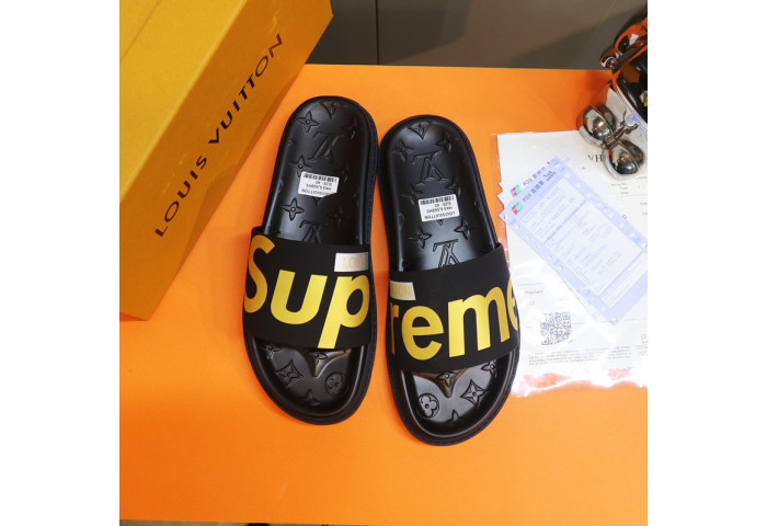 L1VV SANDALS