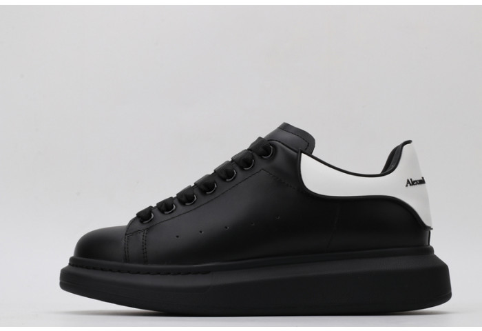 ALEXANDER MCQUEEN SNEAKERS
