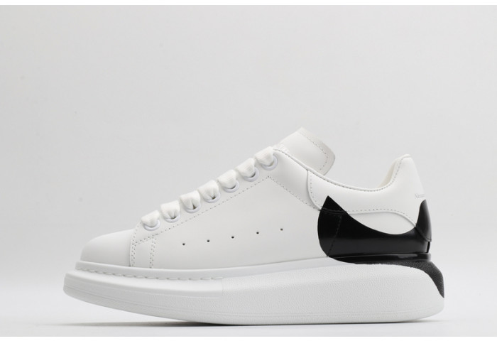 ALEXANDER MCQUEEN SNEAKERS