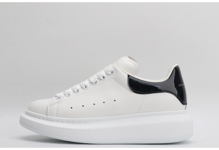 ALEXANDER MCQUEEN SNEAKERS