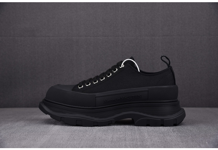 ALEXANDER MCQUEEN Sneaker