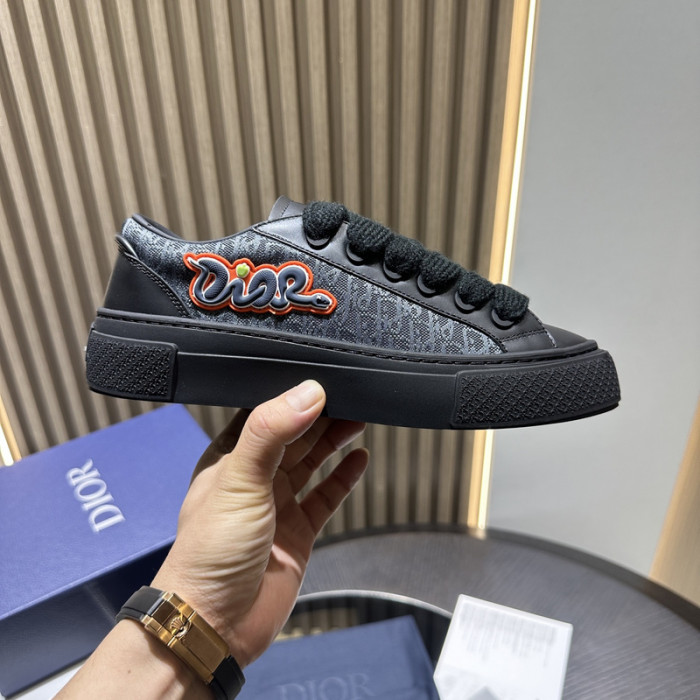 D1OR B33 Sneakers