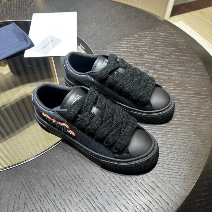 D1OR B33 Sneakers
