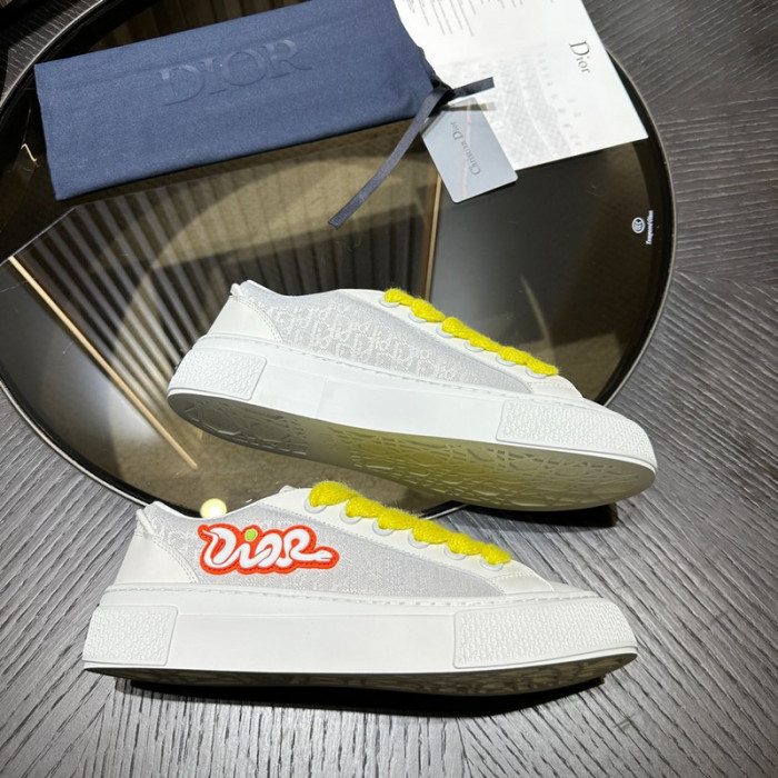 D1OR B33 Sneakers