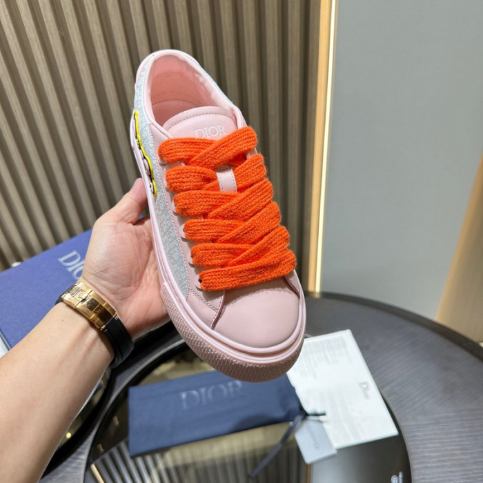 D1OR B33 Sneakers
