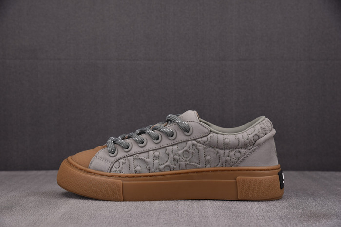 D1OR B33 Sneakers