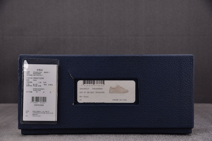 D1OR B33 Sneakers