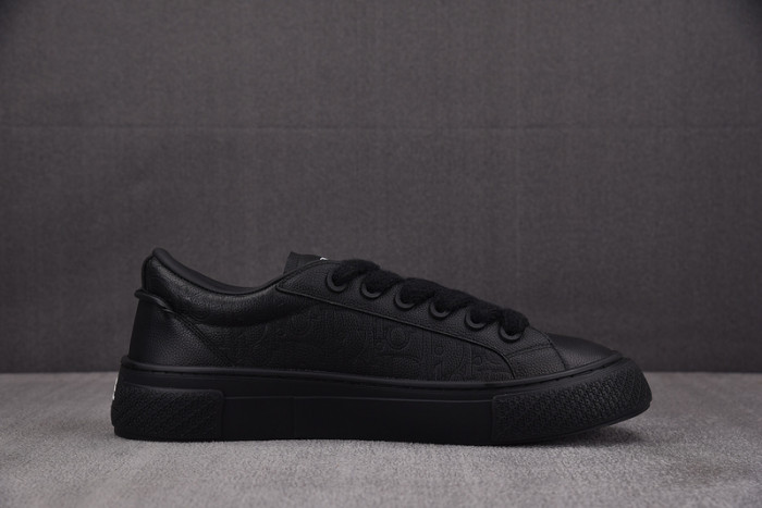 D1OR B33 Sneakers