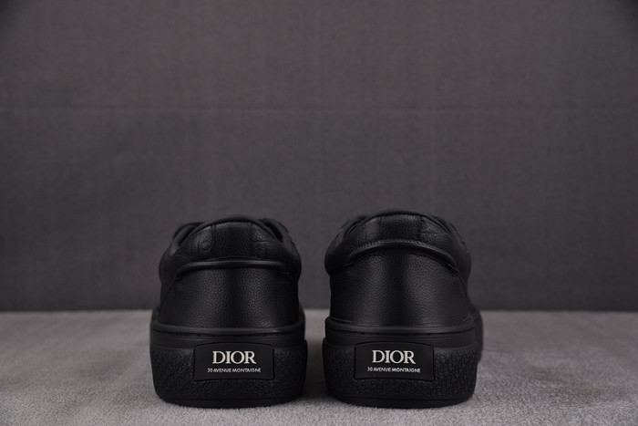 D1OR B33 Sneakers