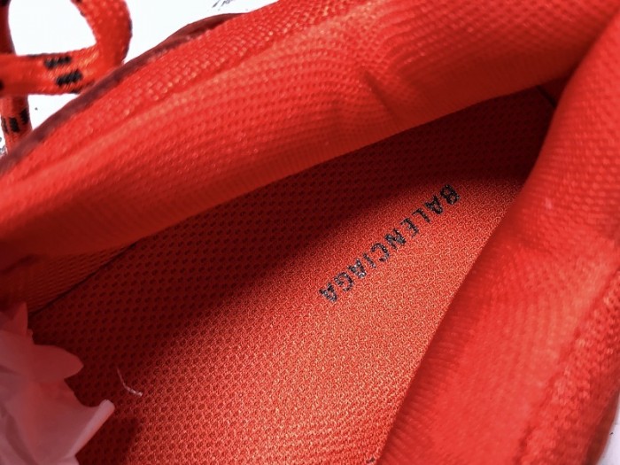 Balen TRIPLE TRAINER ‘RED ‘ 544351 W09O1 6500