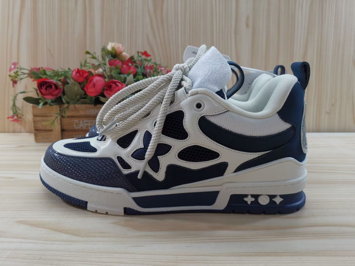 L1VV TRAINER